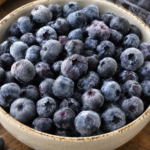 Blueberry congelado em uma tigela